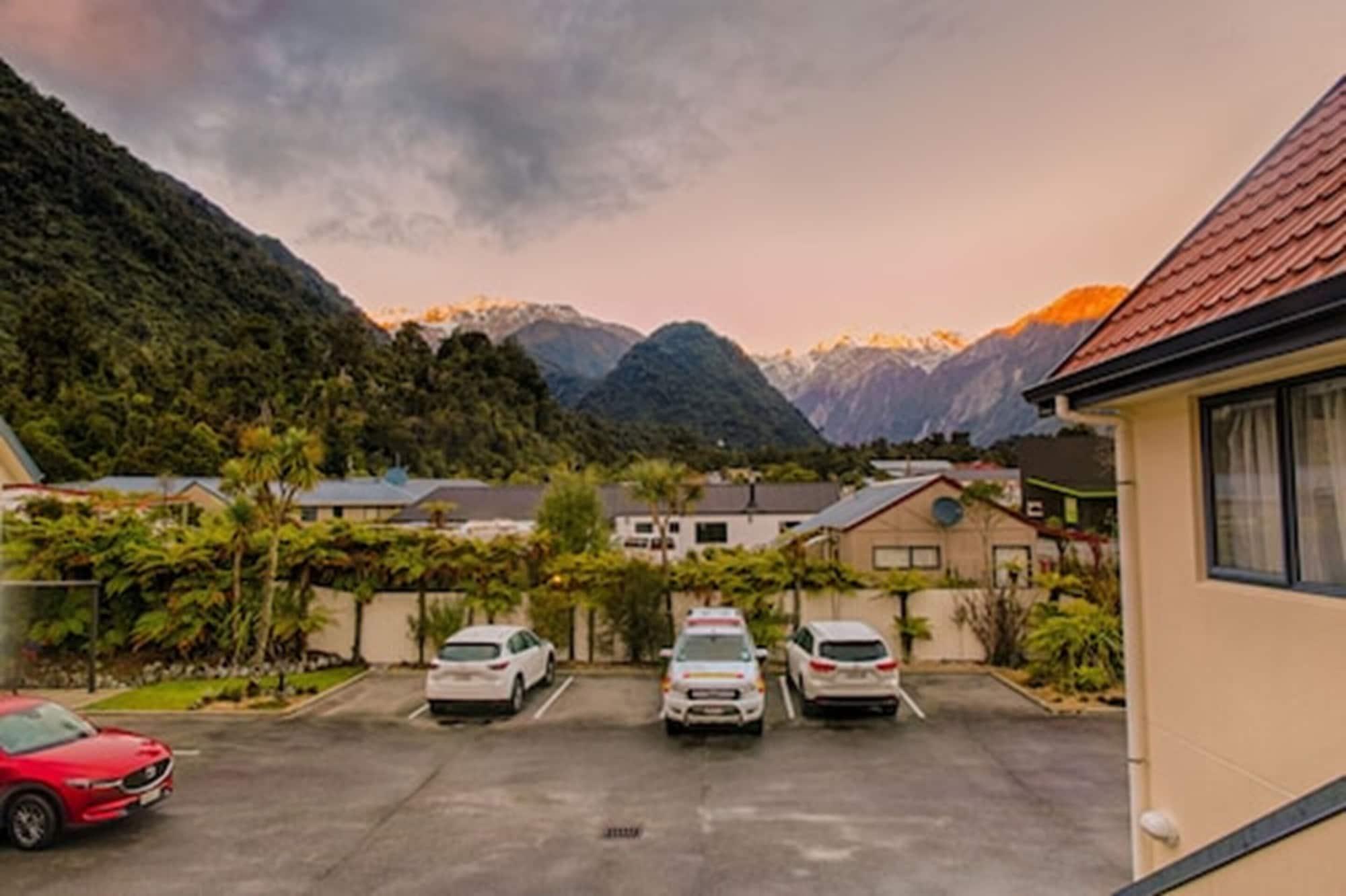 Bella Vista Motel Franz Josef Glacier Exterior foto