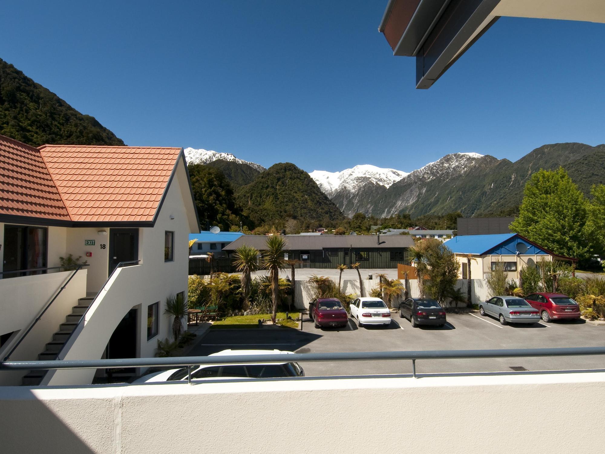 Bella Vista Motel Franz Josef Glacier Exterior foto